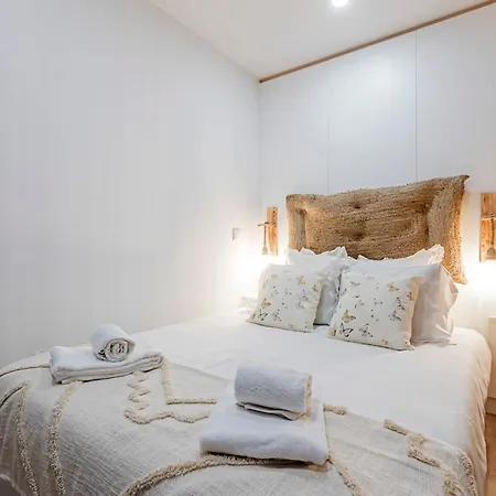 Vila Terra Luxury Apartments II * וילה נובה דה גאיה